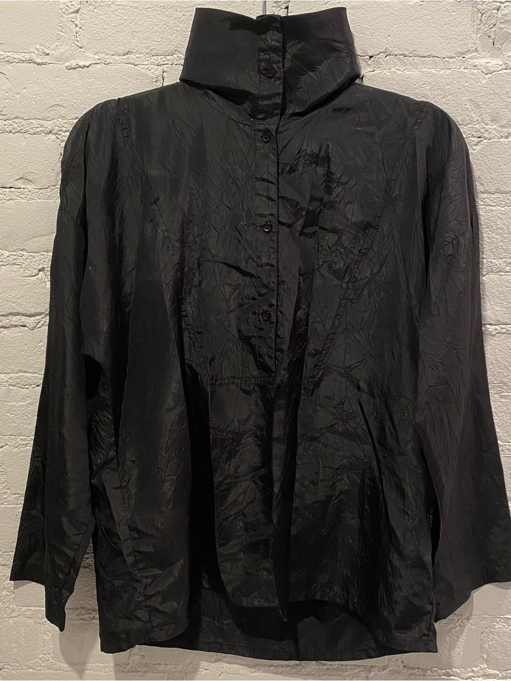 Vintage 80s 90s Jeff Laurent Black Stand Collar Button-Front Crinkle Nylon Top M